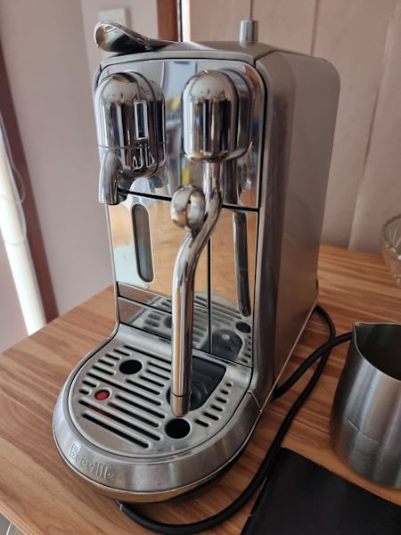 Creatista Plus Coffee Machine Breville Nespresso BNE80063021731577859112