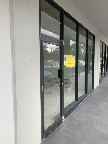 64m2 Commercial/Retail/Professional Health Services Showroom Lease629956202854431121