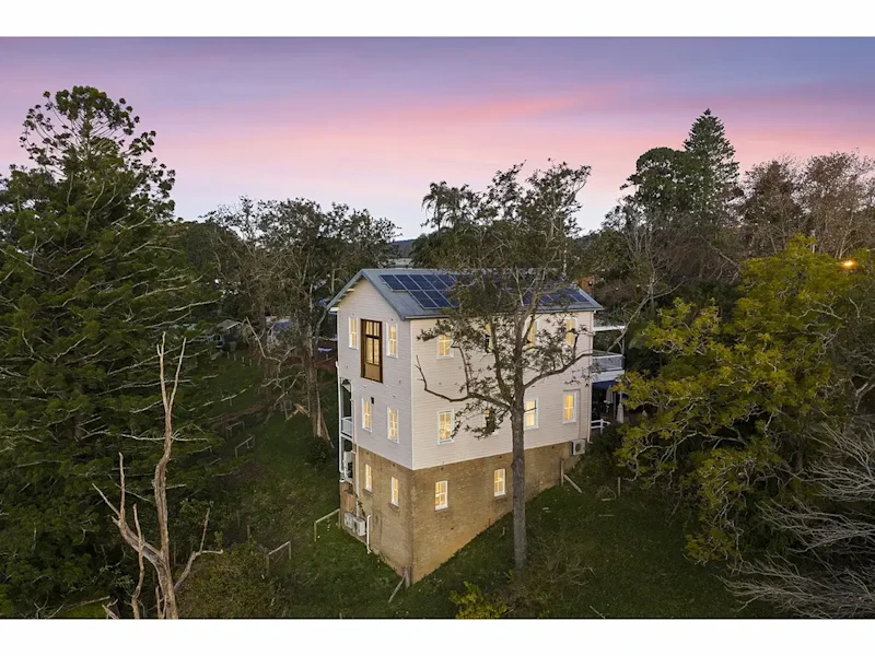 Iconic landmark building, Bellingen62929683737987110