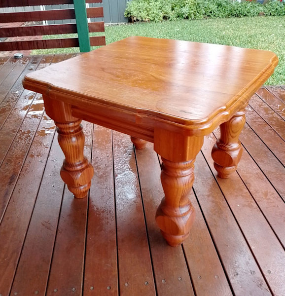 Small Natural Timber Square Coffee Table 62863408299778112