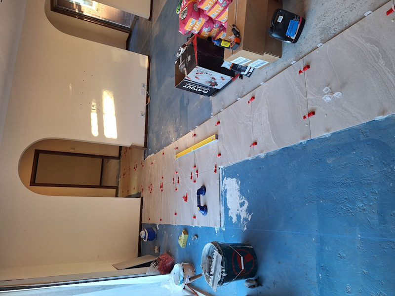 qualified floor and wall tiler experienced in all aspects of tiling 62864726261889114