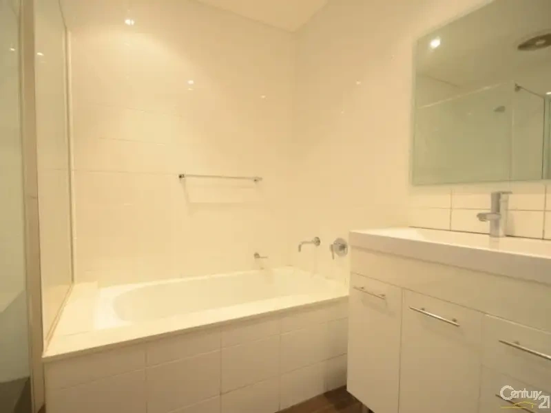 Beautiful 2 Bedroom Unit!63438963167619113