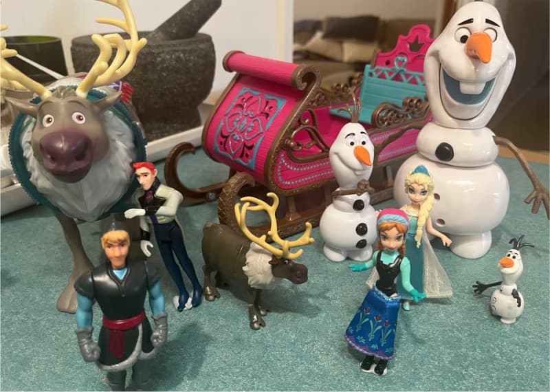 Buy Frozen 2 Princess Anna Elsa Figures Toy Cake Topper - 10 Options Online  | eRomman
