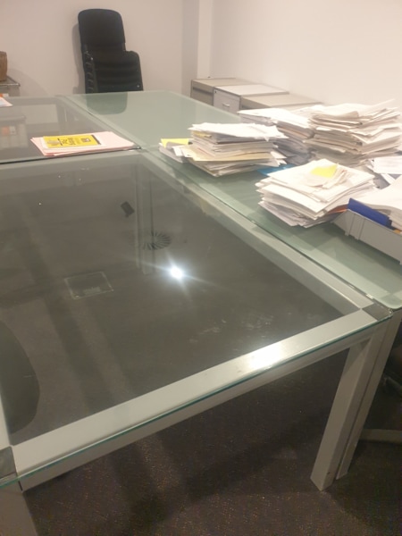 Glass topped board room tables62929669366018111