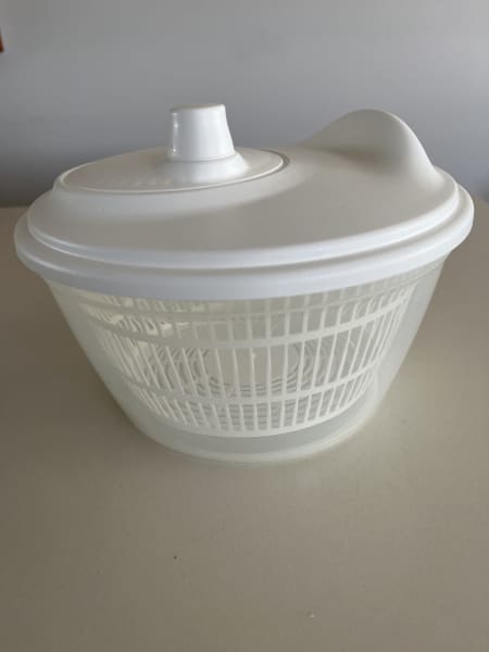 Single Serve Small Salad Spinner - Mini Prep Lettuce Spinner and Dryer With  Measuring Cup - Collander with Fruit and Vegetable Washing Basket Bowl