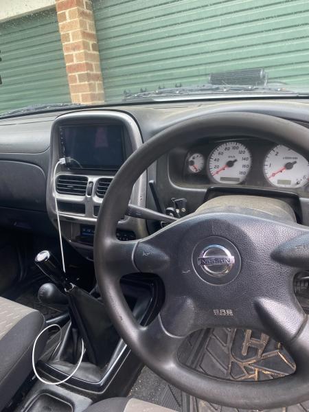 2006 Nissan Navara 4x4 D2262935687453699111