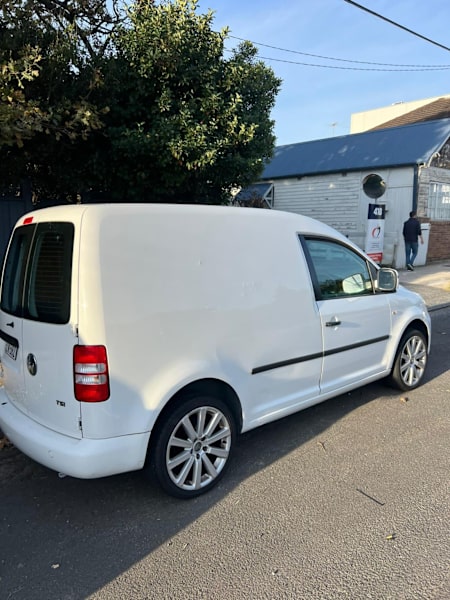 2013 VOLKSWAGEN CADDY TSI160 5 SP MANUAL 3D VAN62882767435907110