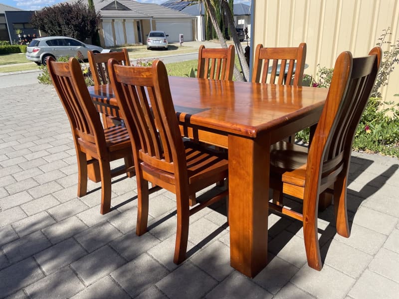 used 6 seater dining table