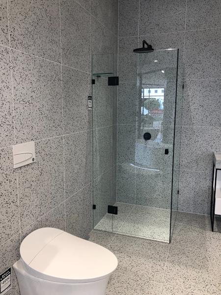 FRAMELESS SHOWER SCREENS - DELIVERED/PICK UP -ALL SIZES FROM63437994686977110