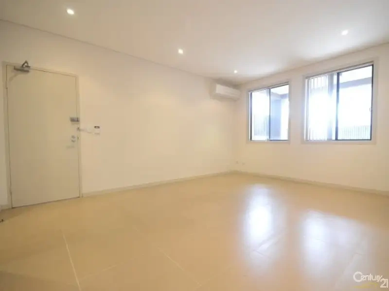 Beautiful 2 Bedroom Unit!63438963167619112