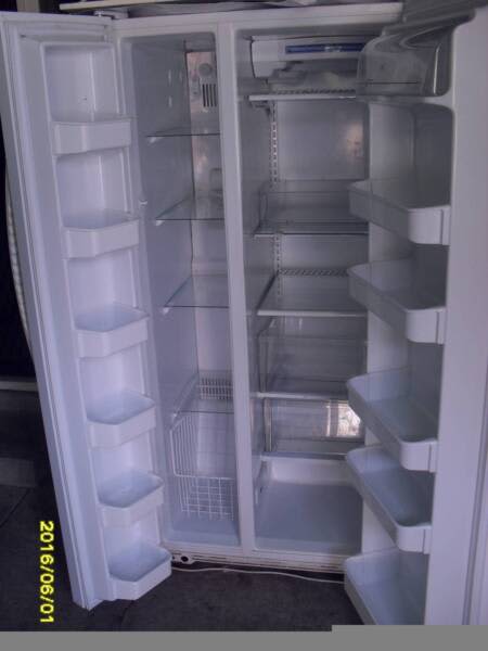 maytag side by side fridge freezer made in usa 810W1700H850D63016062030465111