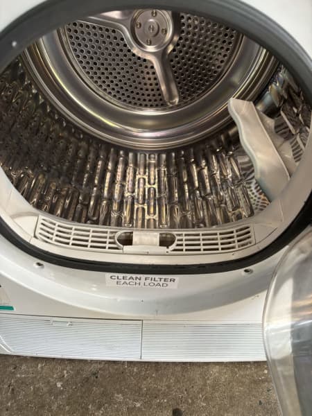 Fisher & Paykel 8kg  condenser dryer  63022180467457113