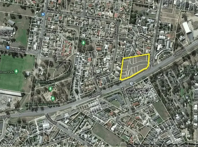 Residential Land in the Heart of Suburbia62882783093633112