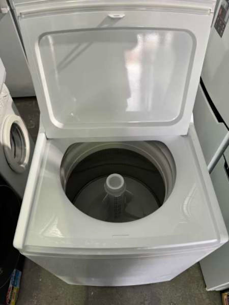 Fisher and Paykel 10 Kgs Washing Machine63012912845443113