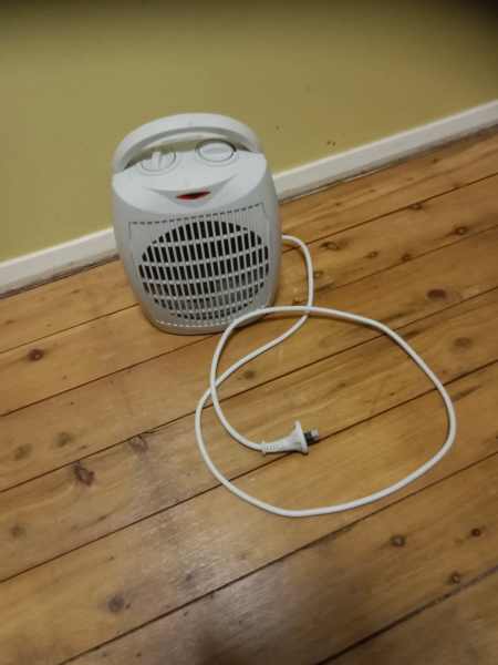 White Hot & Cold Fan63470141832705110
