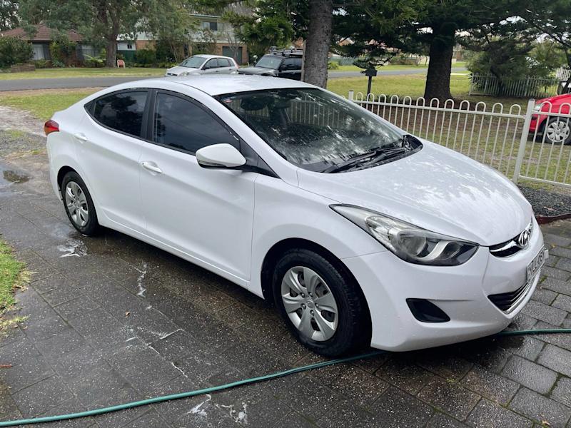 Hyundai elantra 201362934697675394112
