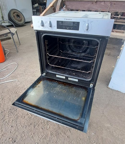 Westinghouse electric wall oven63016485021441111