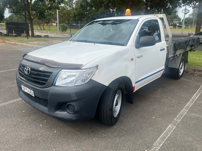 Toyota hilux 2012 work mate 62933712564482111