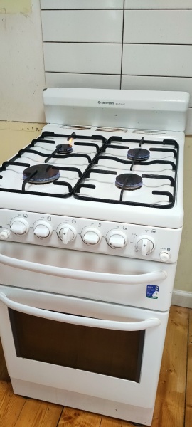 Gas stove and cooktop 63442298678402113