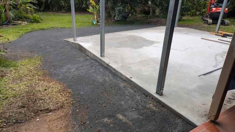Cairns Tipper and Excavator Earthmoving Services62863842877570113