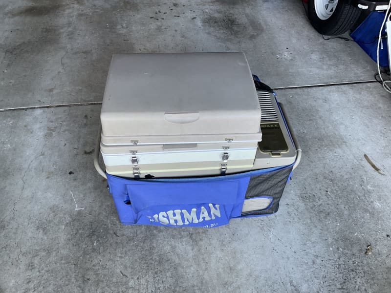 gumtree camping fridge freezer