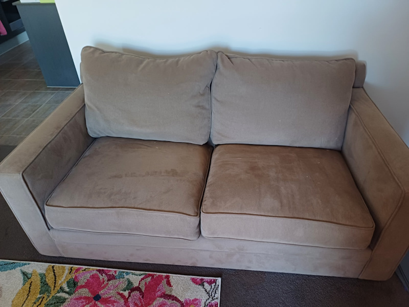 Comfy 2-seater sofa62863405882113111