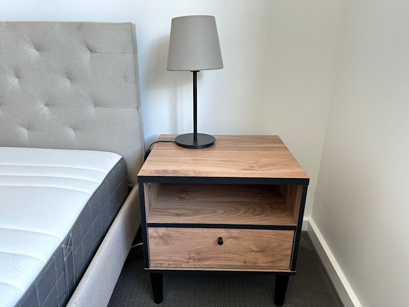 Bedside tables x262863407135363114