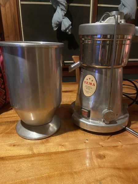 VEMA Commercial Juicer630181715749151119