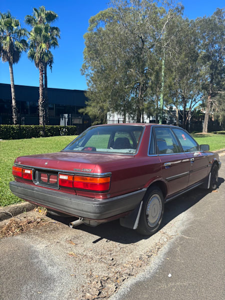OLD SCHOOL PERFECTLY RUNNING 1989 TOYOTA CAMRY AUTOMATIC62939538706305112