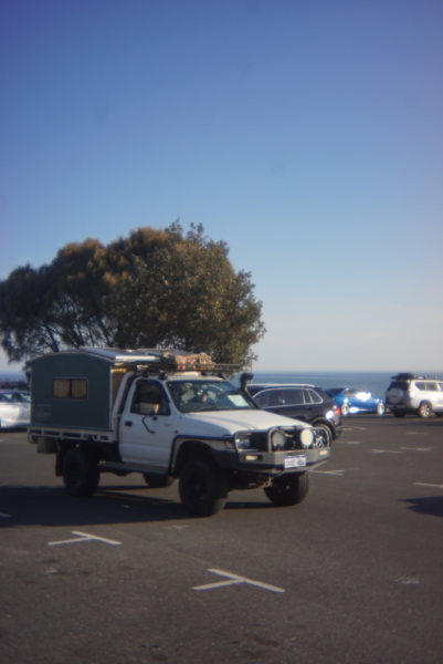 2004 TOYOTA HILUX 5 SP MANUAL C/CHAS629376246561301111