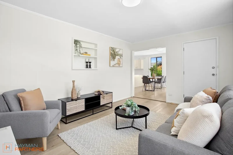 Stylishly Updated 3-Bedroom Home in Sought-After Chifley Location62929678278275112