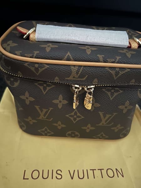 Used Louis Vuitton Crossbody Purse - 553 For Sale on 1stDibs  gently used  louis vuitton crossbody, used crossbody louis vuitton, used lv purse