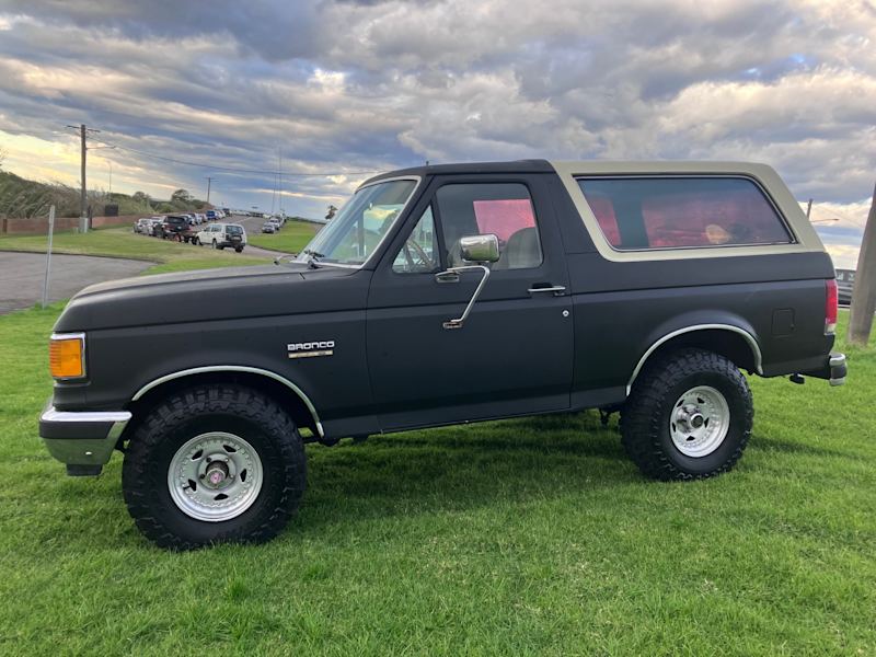 1990 Ford Bronco, 5.8 Litre V8, 150,000 kms, 11 months rego ...