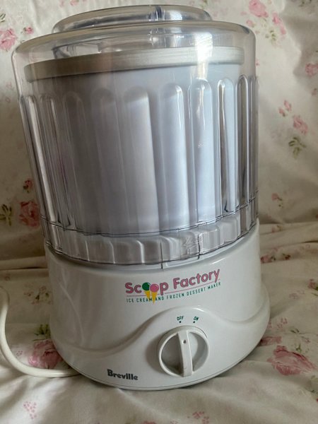 ICE CREAM MAKER BREVILLE   $50630169093652501113