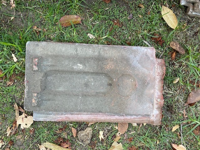 Red Concrete Roof Tiles with Oval on Back63012444691457111