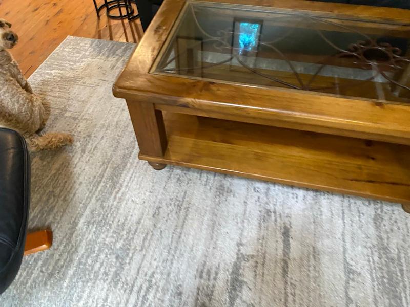 Coffee table62863839136258113