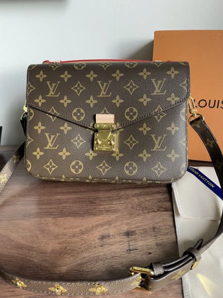 Unboxing/Review: Louis Vuitton Pochette Metis Braided Monogram