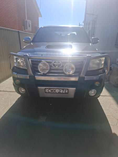 2013 TOYOTA HILUX SR5 (4x4) 4 SP AUTOMATIC DUAL CAB P/UP62934706717442112