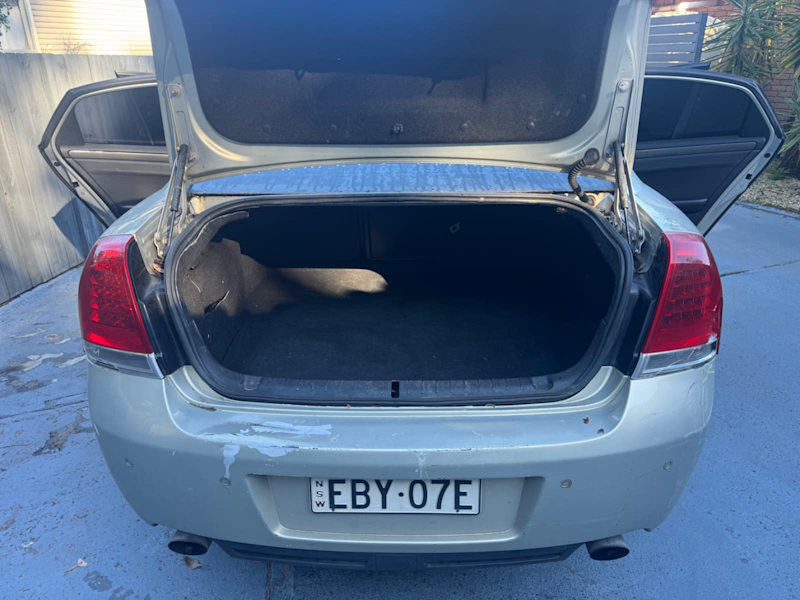 2011 HOLDEN CAPRICE 6 SP AUTOMATIC 4D SEDAN62935686404609112