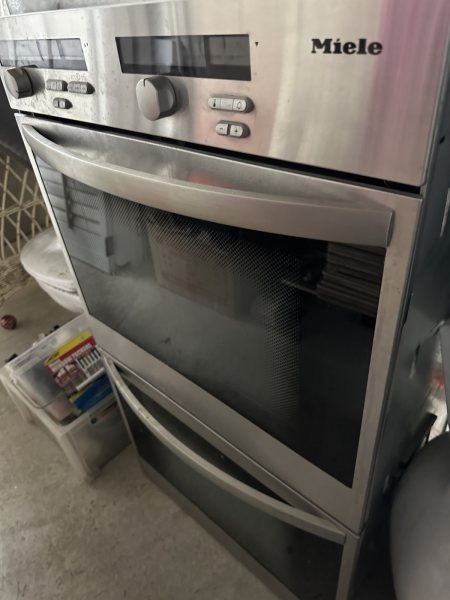 Miele Double oven and steam oven 63019991525379112