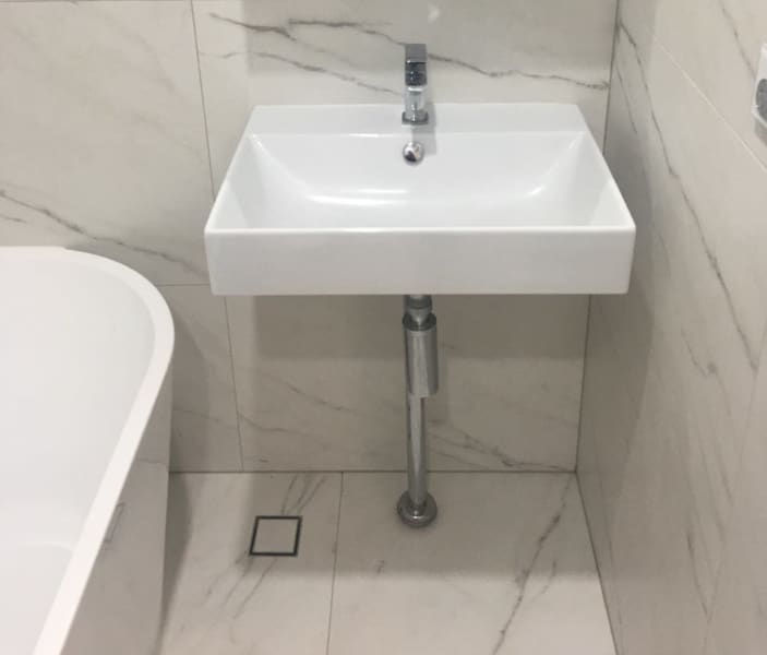 Wall hung basin white 63439219955201110