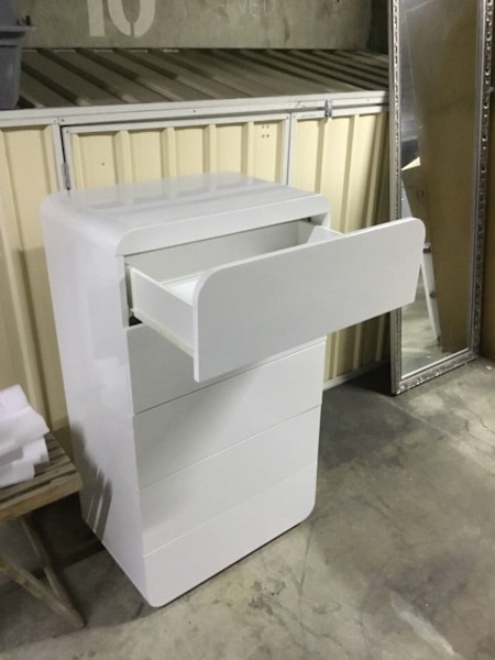 Tall boy 5 drawer dresser unit62863409196545112