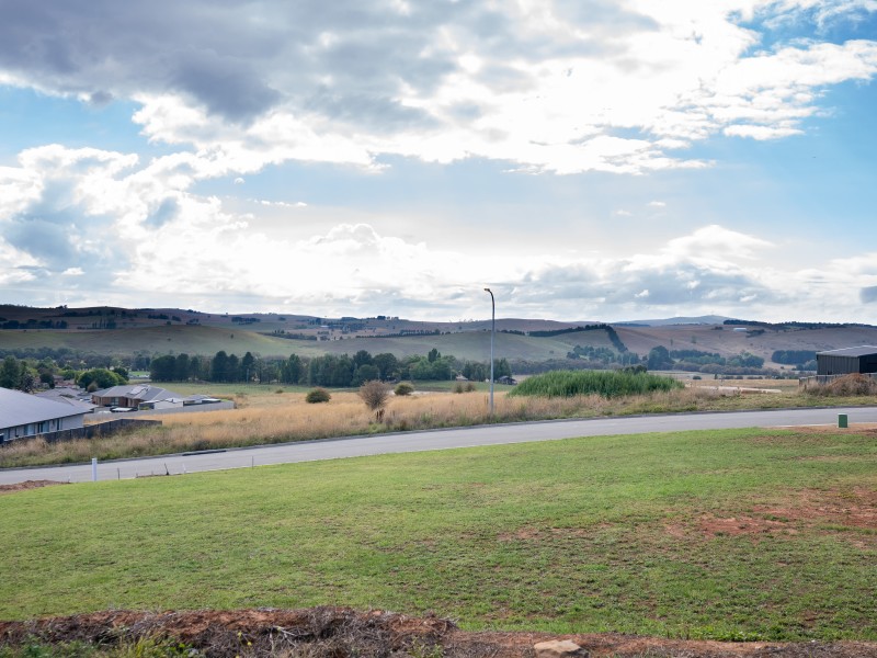 Breathtaking rural views and a peaceful setting63007058321154118
