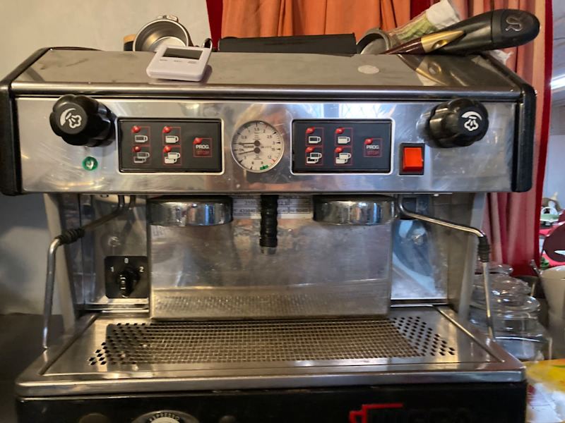 Commercial coffee machine.   Wega    excellent condition63016484045825112