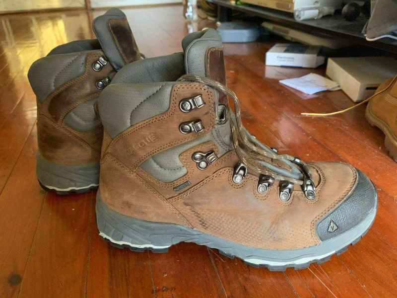 used vasque hiking boots