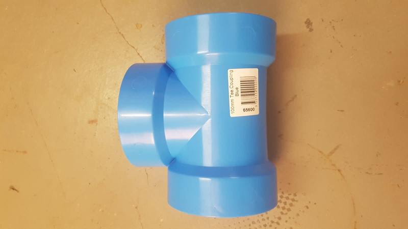 Like New Tee Coupler for 100mm Ag Pipe63440251321217110