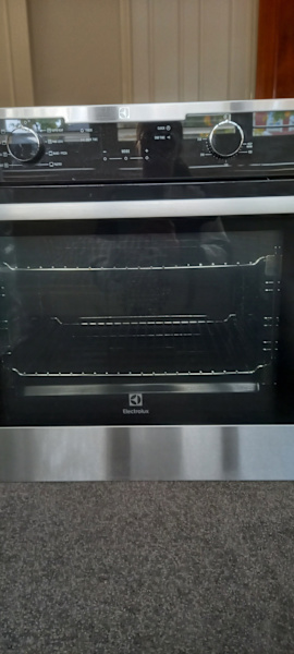 Electrolux 8 Multifuction Oven63016911917570112