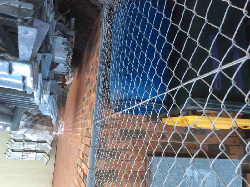 WANTED.  Chain Wire fencing 1.8 high  ( cyclone fencing ) BLACK PVC63008656817537111