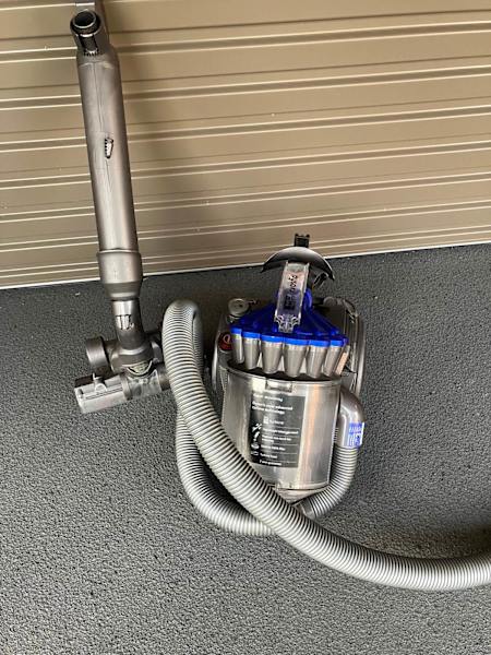 Dyson barrel vacuum cleaner63612125676802111