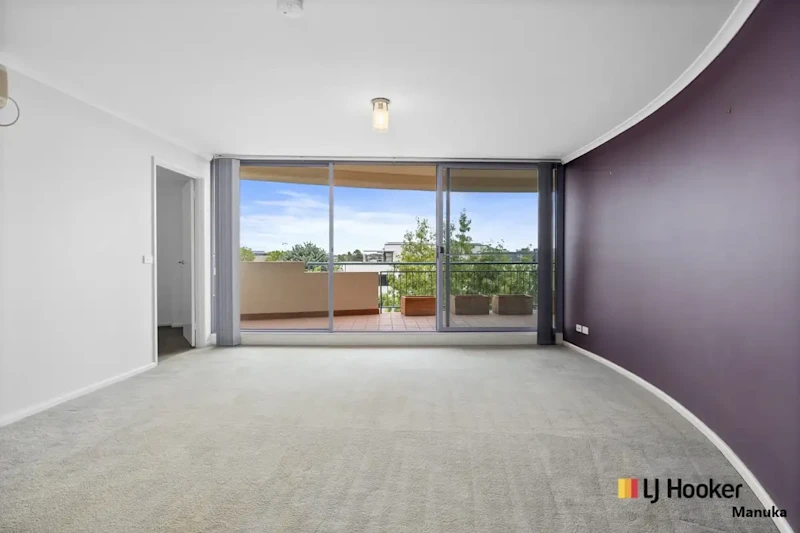 Bigger Than Average Living in Griffith63437626338049112
